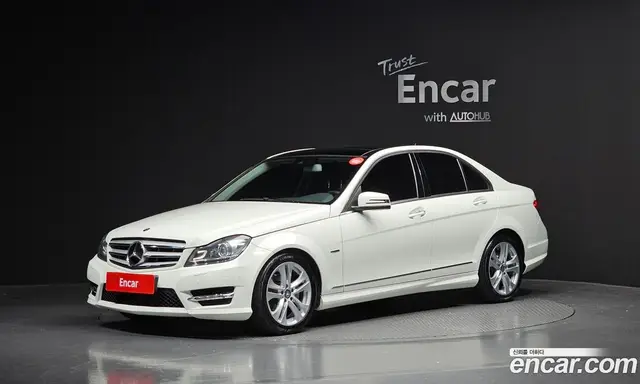 Mercedes-Benz C-Class, 2011, 124 546 км