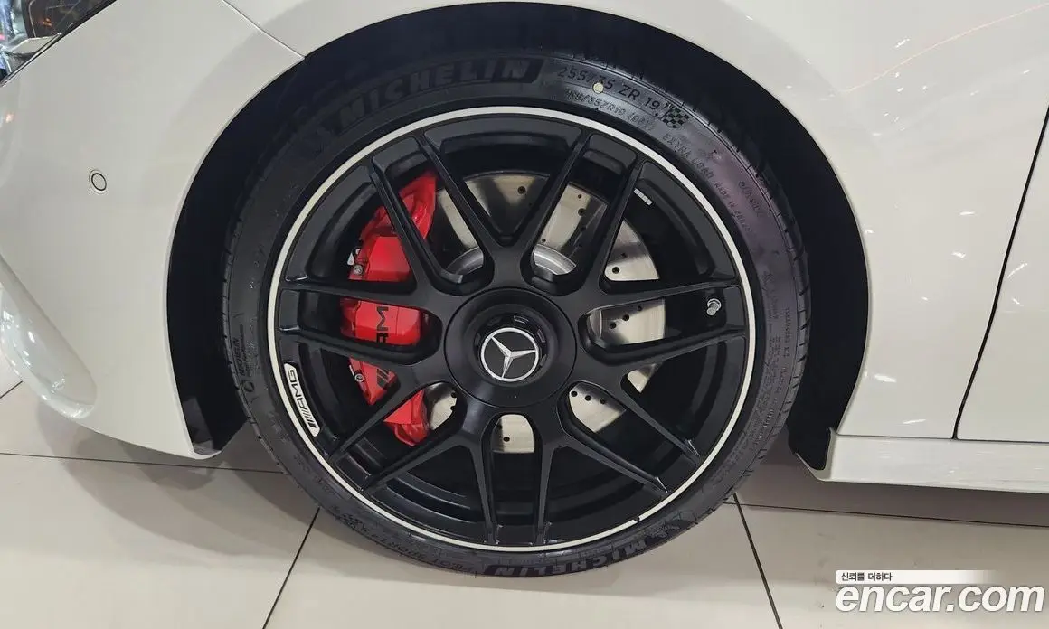 Mercedes-Benz CLA-Class 2025 2.0 автомат (гидро), фото 5