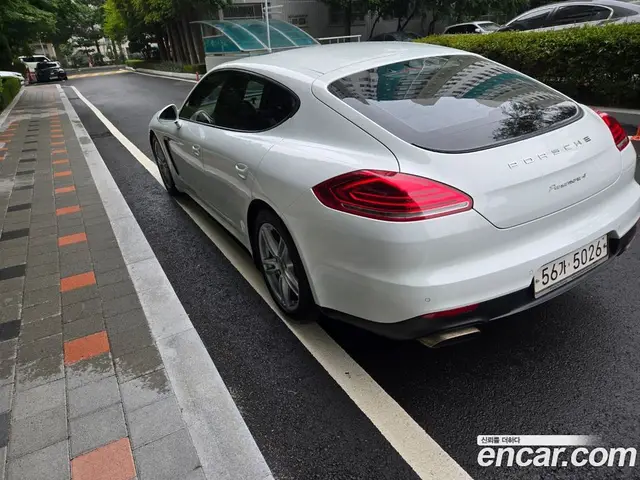 Porsche Panamera 2013 3.6 автомат (гидро), миниатюра 2