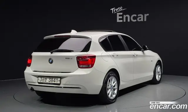 BMW 1 серия 2015 2.0 автомат (гидро), миниатюра 2