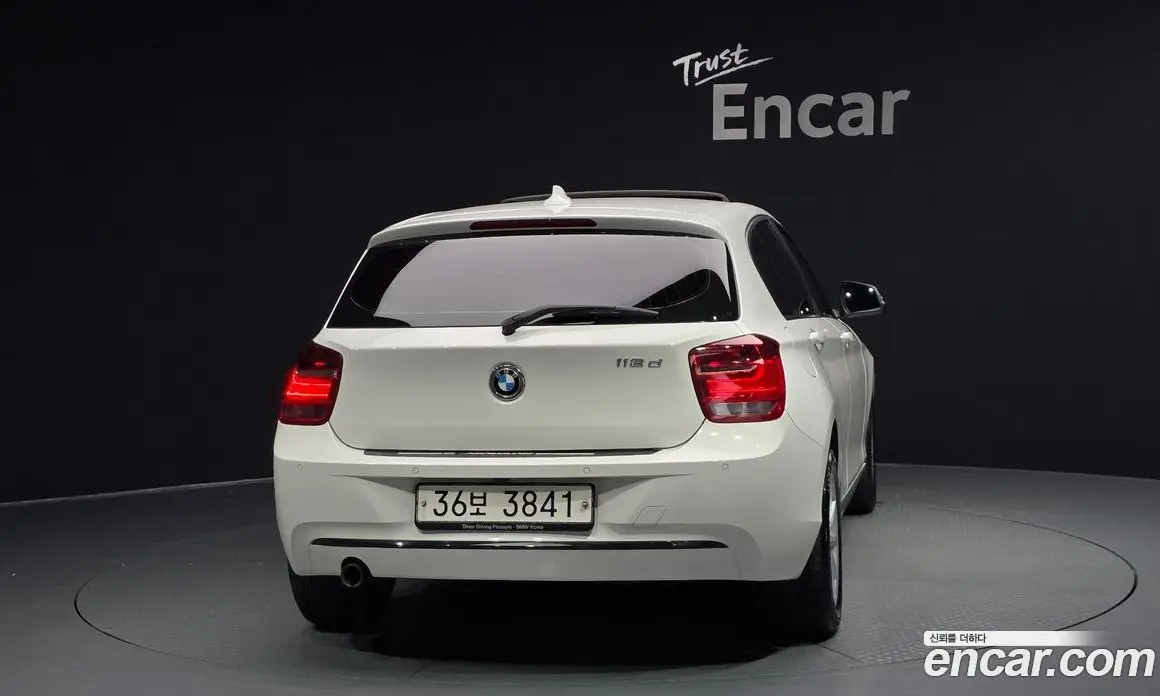 BMW 1 серия 2015 2.0 автомат (гидро), фото 4