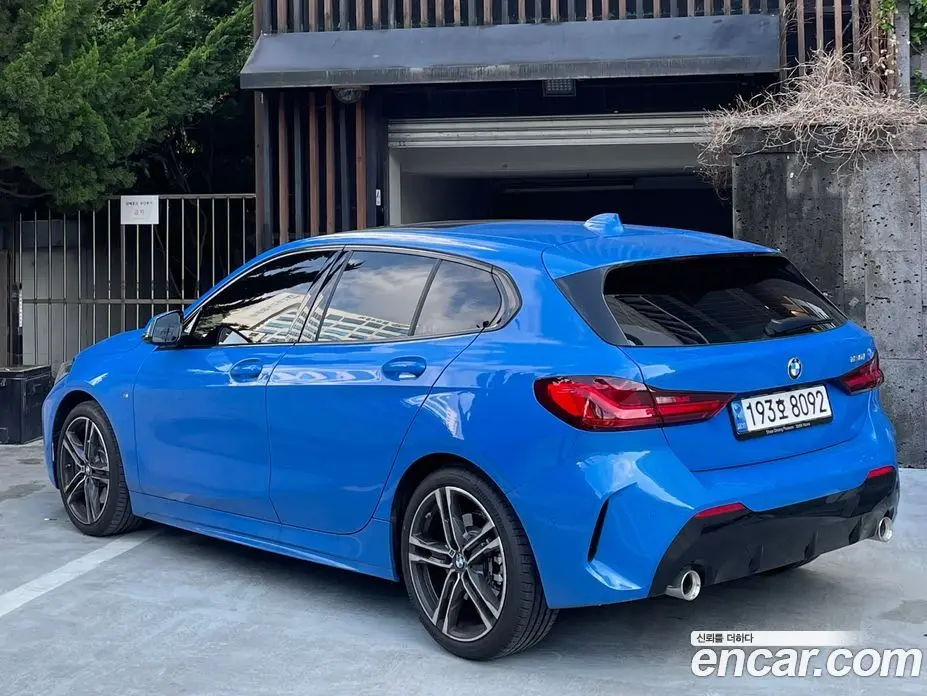 BMW 1 серия 2022 2.0 автомат (гидро), фото 3