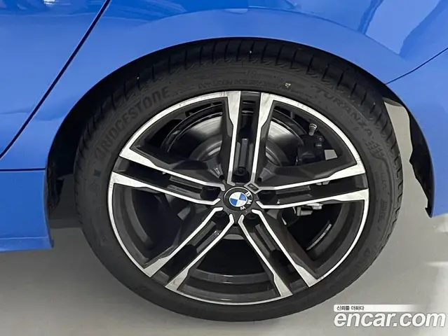 BMW 1 серия 2022 2.0 автомат (гидро), миниатюра 5