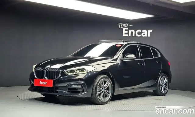 BMW 1 серия, 2023, 55 884 км