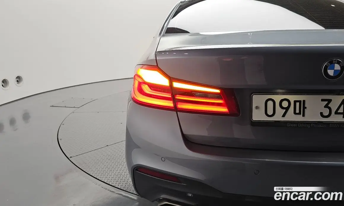 BMW 5 серия 2017 2.0 автомат (гидро), фото 9 BMW 5 серия 2017 2.0 автомат (гидро), фото 9