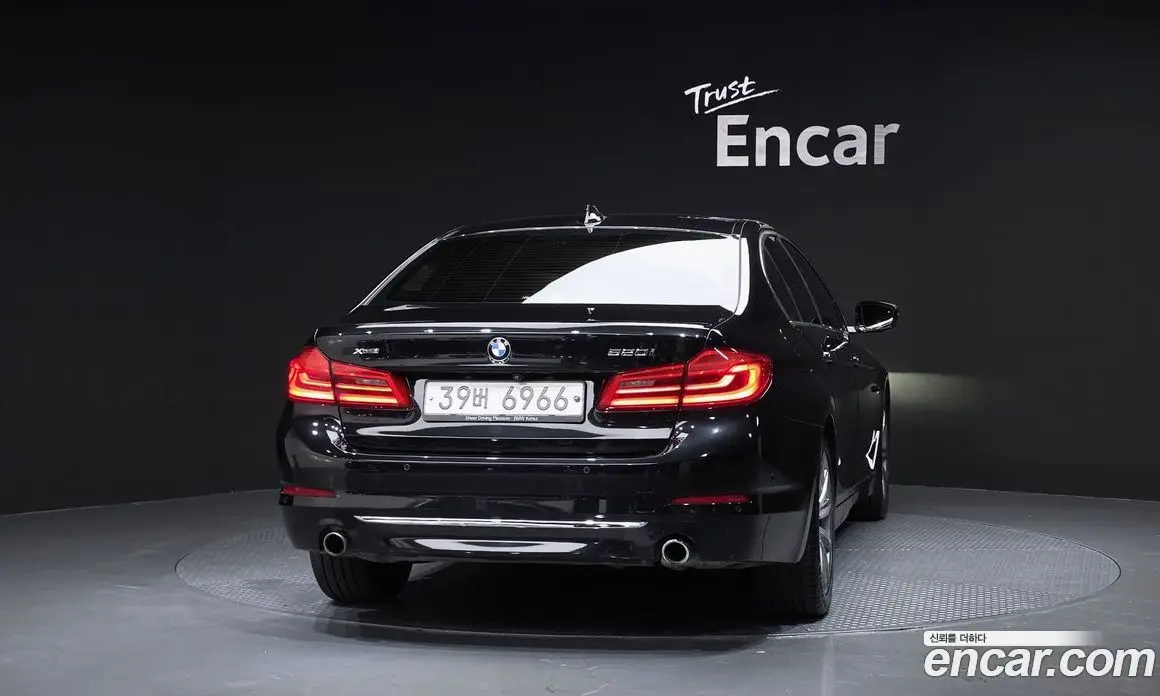 BMW 5 серия 2018 2.0 автомат (гидро), фото 4 BMW 5 серия 2018 2.0 автомат (гидро), фото 4