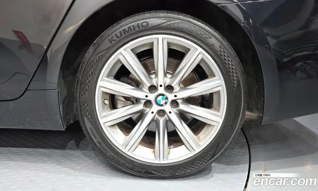 BMW 5 серия 2018 2.0 автомат (гидро), миниатюра 5 BMW 5 серия 2018 2.0 автомат (гидро), миниатюра 5