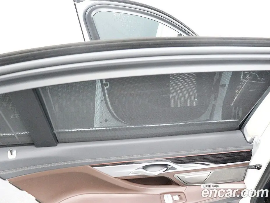BMW 7 серия 2017 3.0 автомат (гидро), фото 15