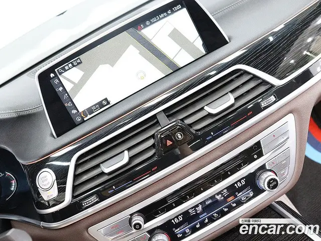 BMW 7 серия 2017 3.0 автомат (гидро), миниатюра 8