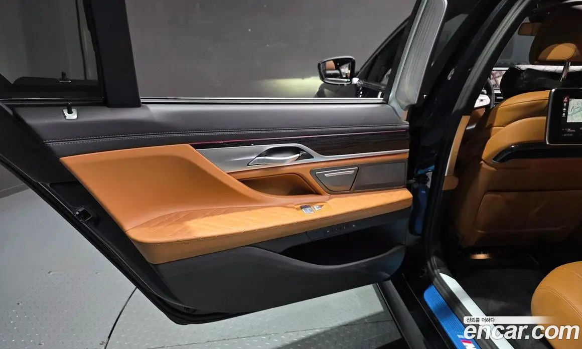 BMW 7 серия 2020 3.0 автомат (гидро), фото 15