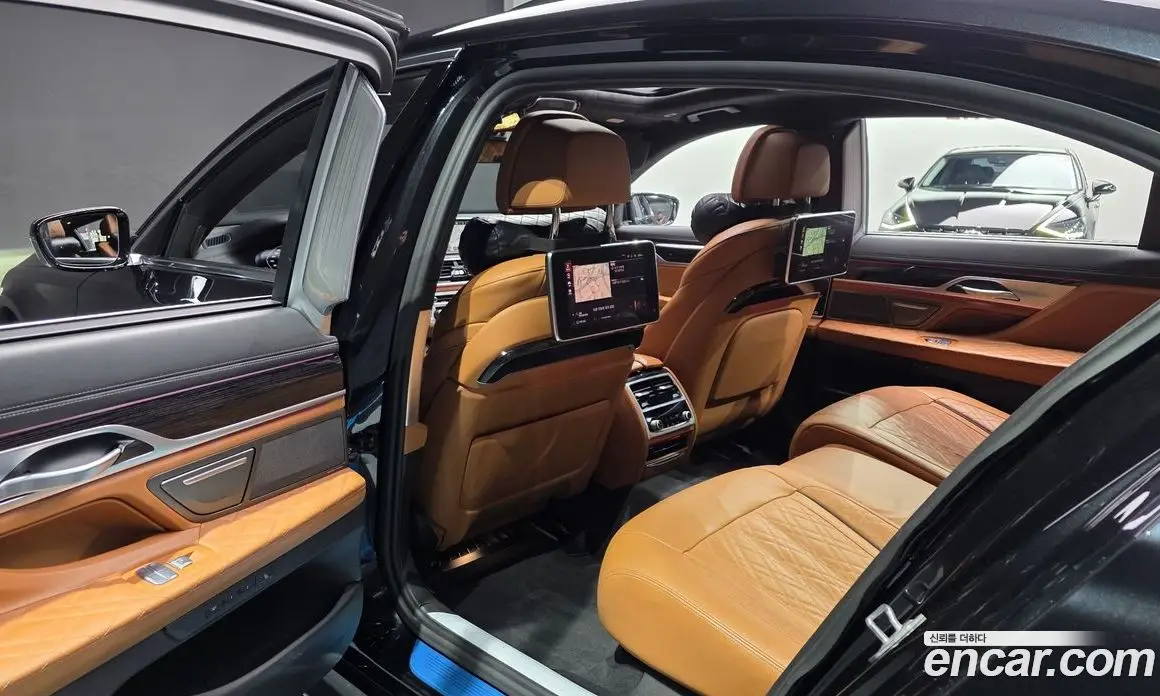BMW 7 серия 2020 3.0 автомат (гидро), фото 17