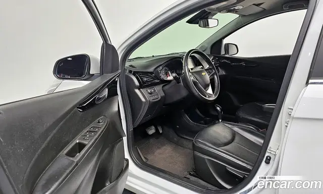 Chevrolet Spark 2016 1.0 автомат (гидро), миниатюра 11