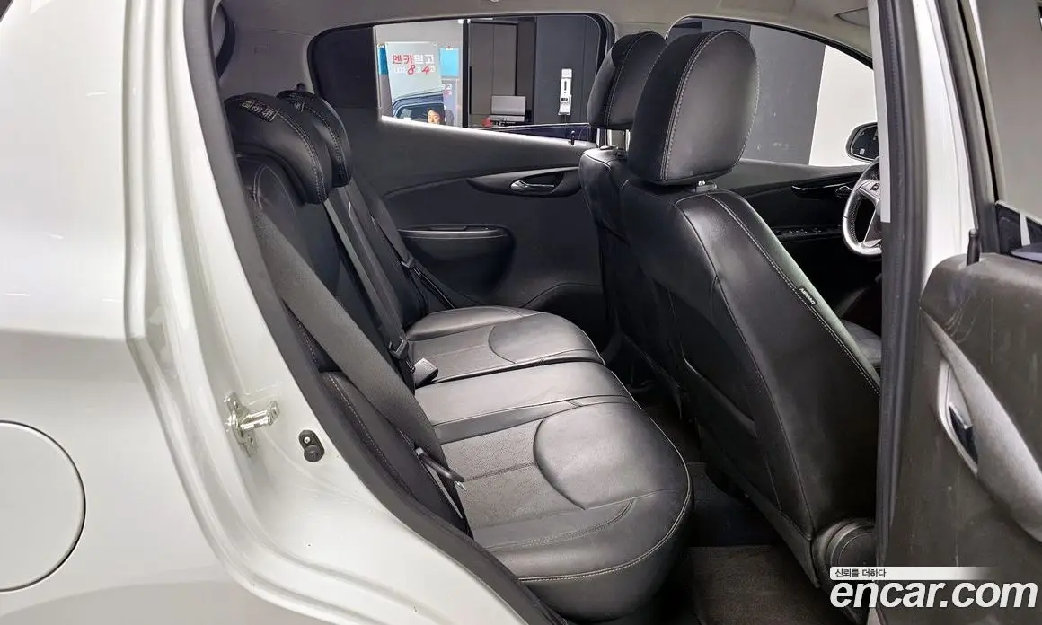 Chevrolet Spark 2016 1.0 автомат (гидро), фото 12