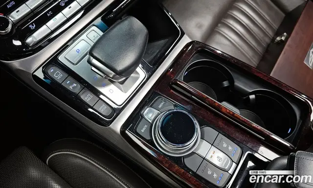 Genesis EQ900 2017 3.3 автомат (гидро), миниатюра 12