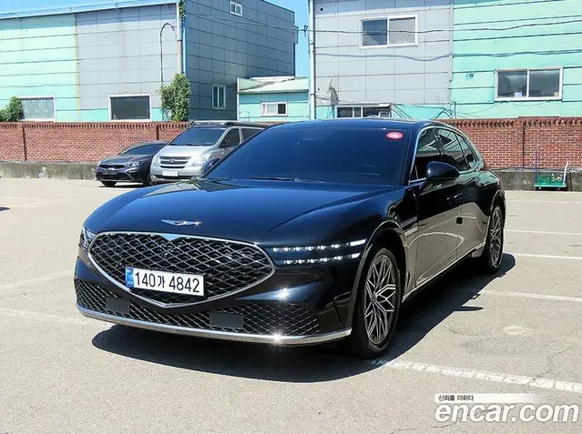 Genesis G90, 2023, 55 960 км