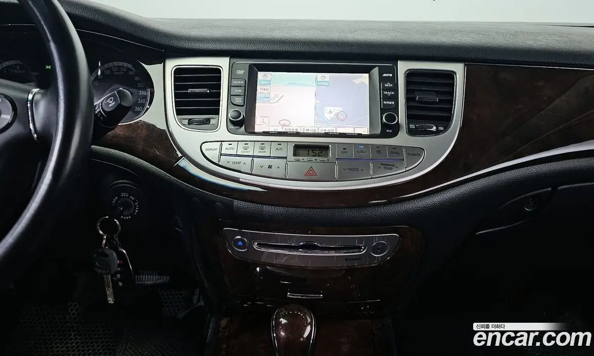 Hyundai Genesis 2010 3.3 автомат (гидро), фото 14