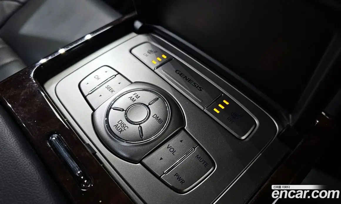 Hyundai Genesis 2010 3.3 автомат (гидро), фото 19