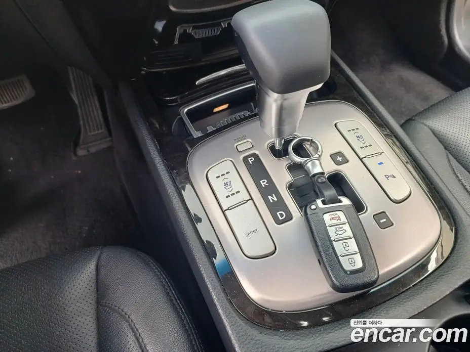 Hyundai Genesis 2012 3.3 автомат (гидро), фото 12