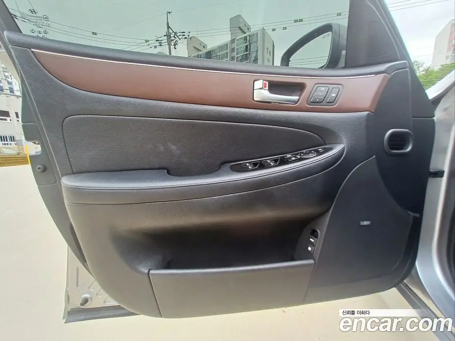 Hyundai Genesis 2012 3.3 автомат (гидро), фото 13