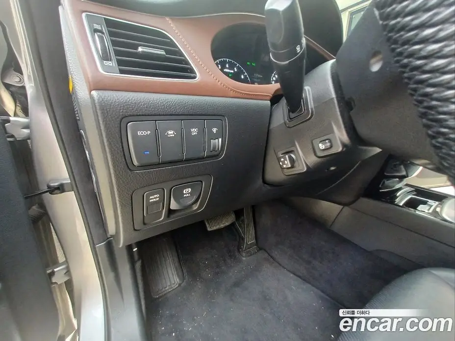 Hyundai Genesis 2012 3.3 автомат (гидро), фото 17