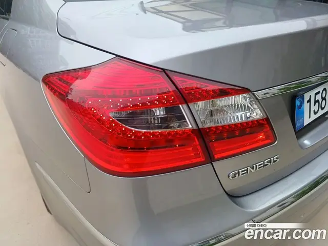 Hyundai Genesis 2012 3.3 автомат (гидро), миниатюра 8