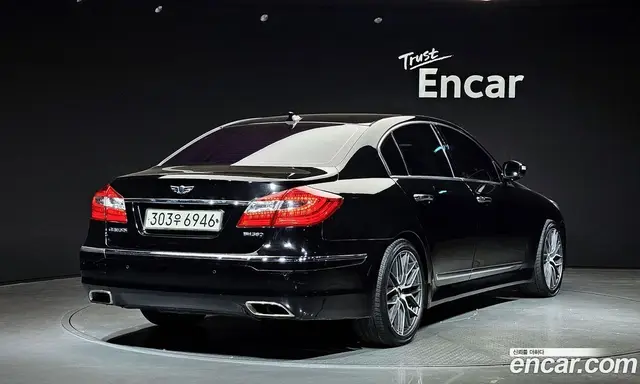 Hyundai Genesis 2013 3.8 автомат (гидро), миниатюра 2