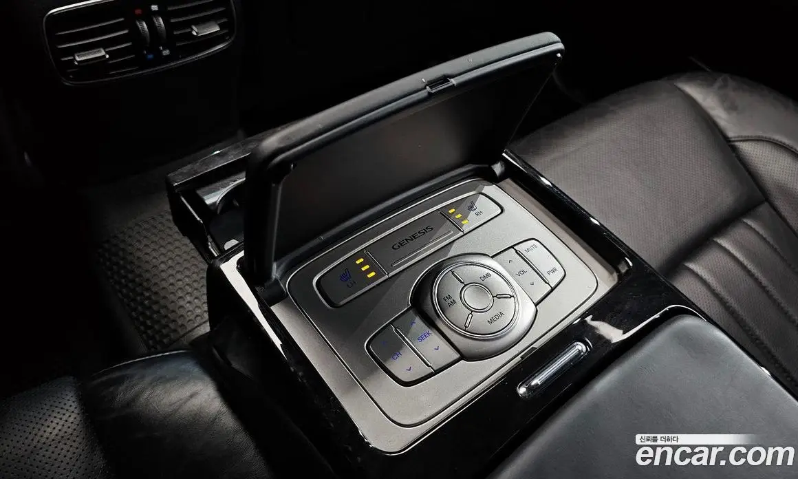 Hyundai Genesis 2013 3.8 автомат (гидро), фото 18