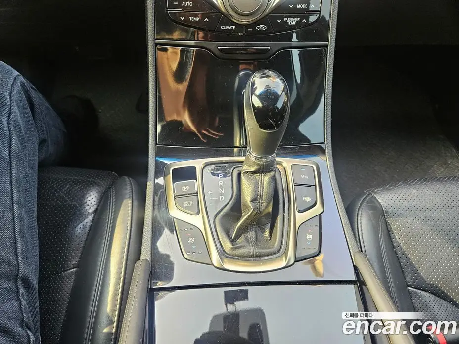 Hyundai Grandeur 2012 3.0 автомат (гидро), фото 9 Hyundai Grandeur 2012 3.0 автомат (гидро), фото 9