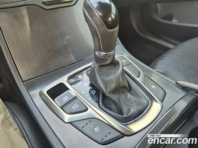 Hyundai Grandeur 2013 3.0 автомат (гидро), миниатюра 12