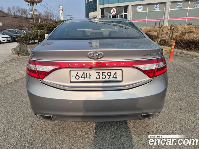 Hyundai Grandeur 2013 3.0 автомат (гидро), миниатюра 5