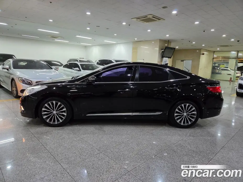 Hyundai Grandeur 2014 3.0 автомат (гидро), фото 3