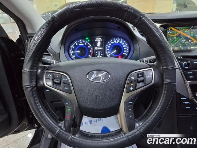 Hyundai Grandeur 2014 3.0 автомат (гидро), миниатюра 9