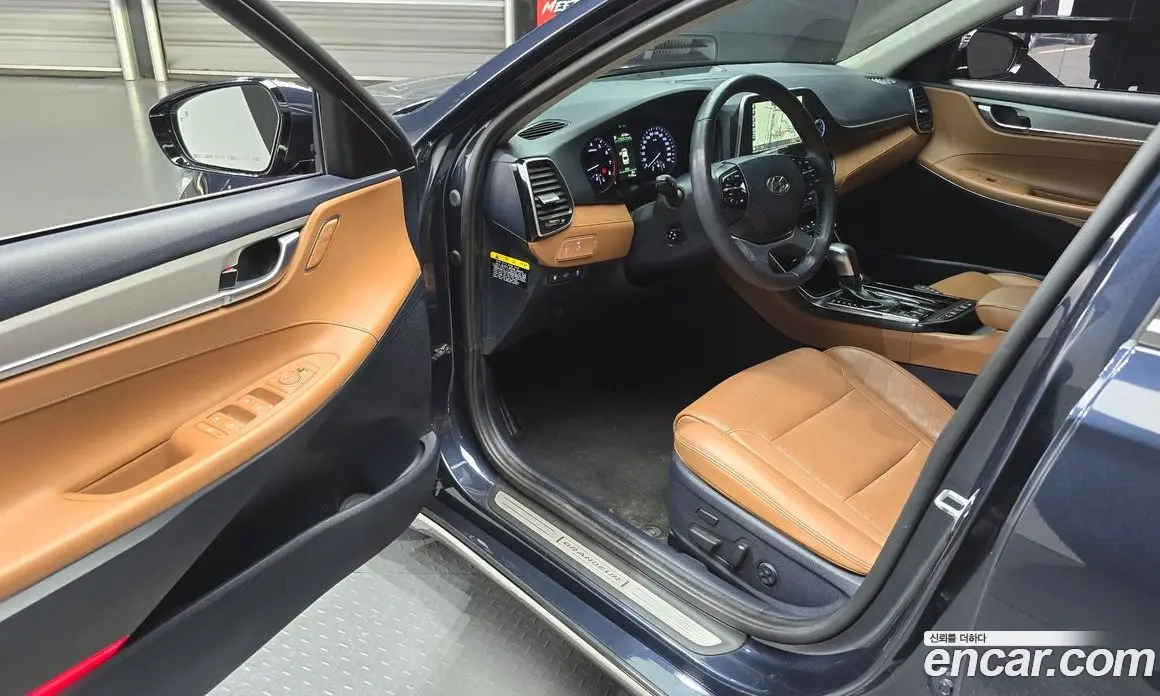 Hyundai Grandeur 2017 3.0 автомат (гидро), фото 13