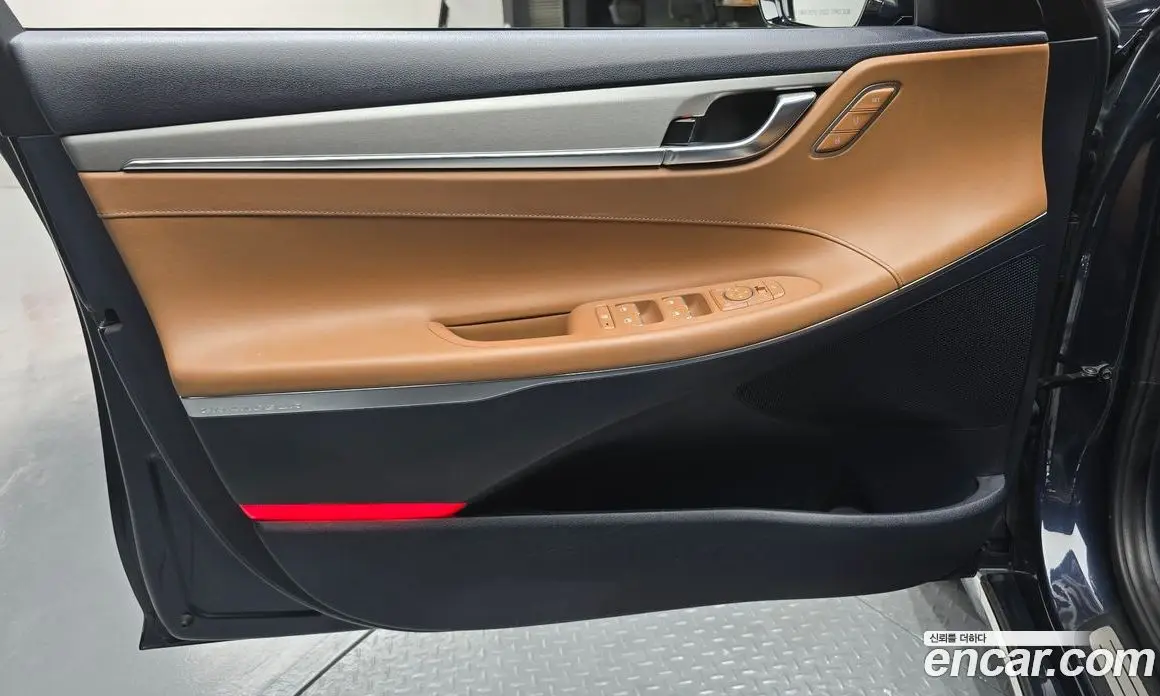 Hyundai Grandeur 2017 3.0 автомат (гидро), фото 14