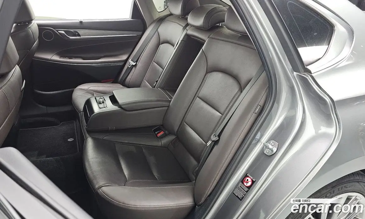 Hyundai Grandeur 2017 2.2 автомат (гидро), фото 12