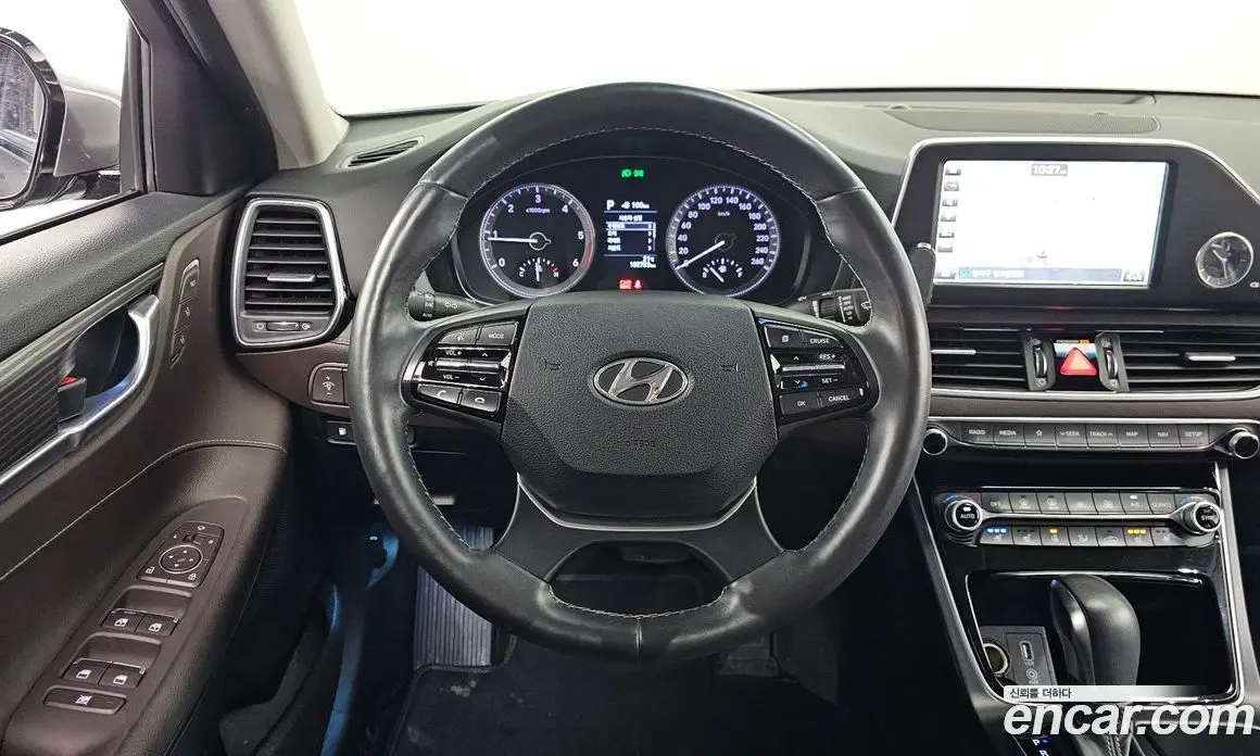 Hyundai Grandeur 2017 2.2 автомат (гидро), фото 13
