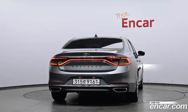 Hyundai Grandeur 2017 2.2 автомат (гидро), миниатюра 4