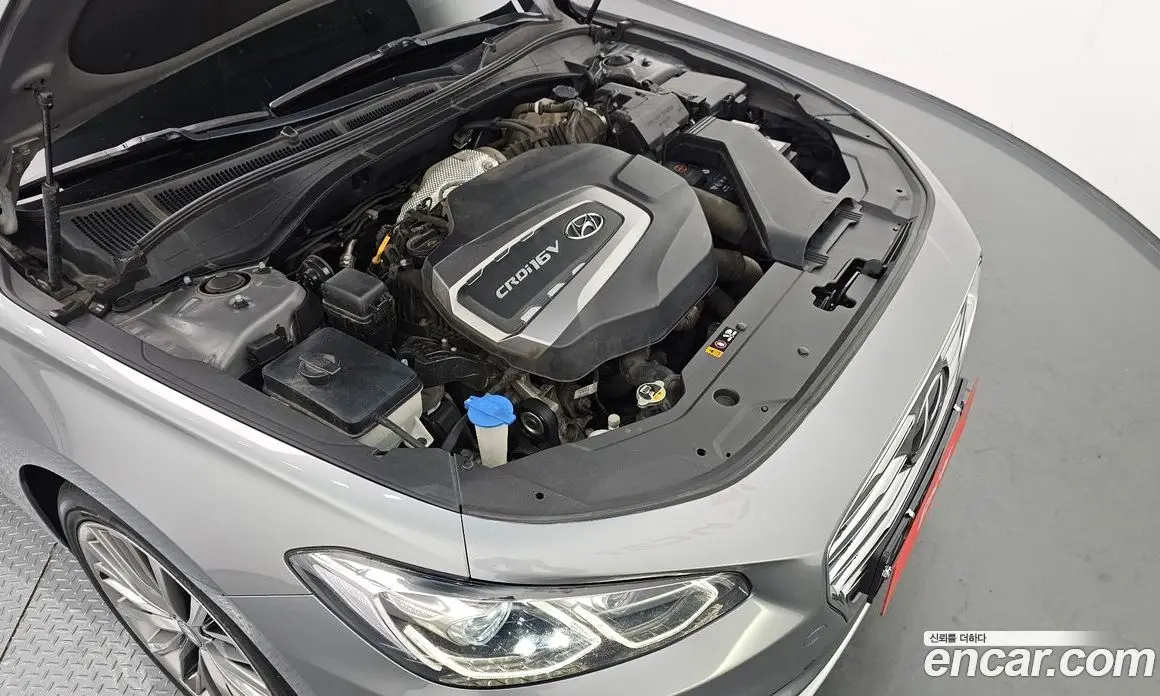 Hyundai Grandeur 2017 2.2 автомат (гидро), фото 6