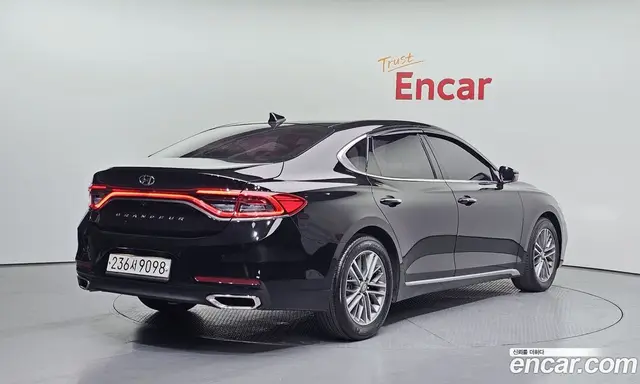Hyundai Grandeur 2019 2.4 автомат (гидро), миниатюра 2