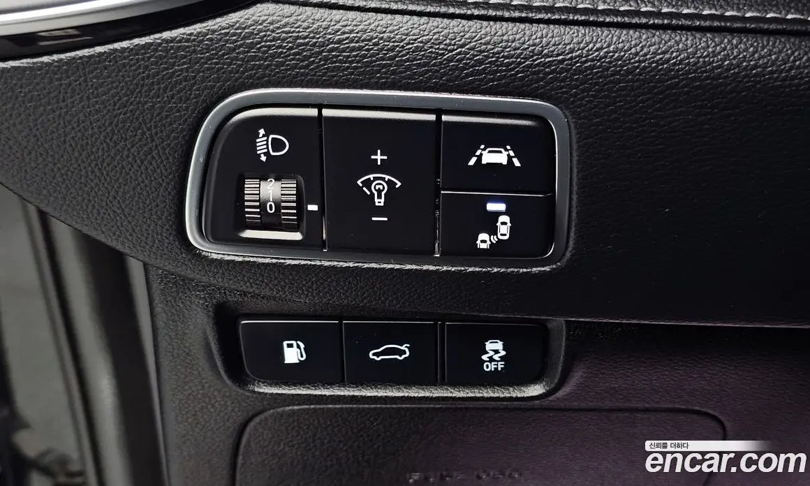 Hyundai Grandeur 2019 2.4 автомат (гидро), фото 13