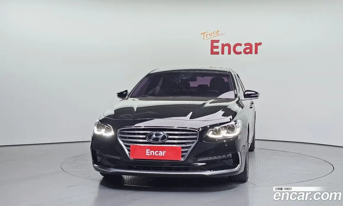 Hyundai Grandeur 2019 2.4 автомат (гидро), фото 3
