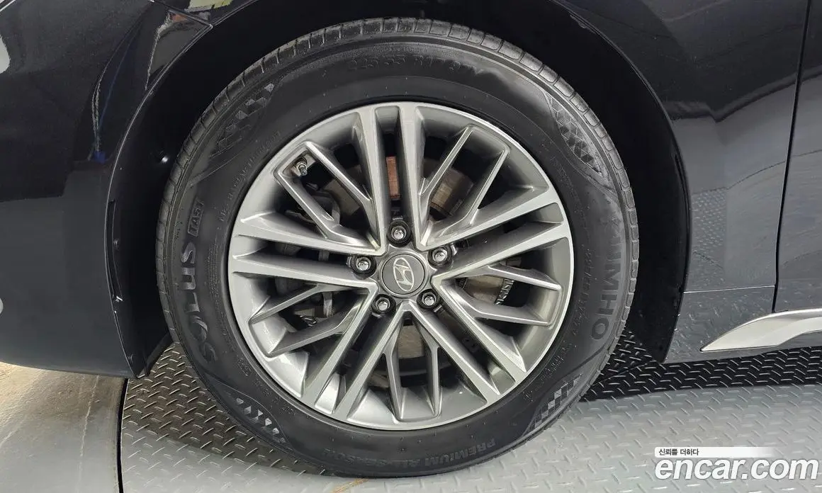 Hyundai Grandeur 2019 2.4 автомат (гидро), фото 5