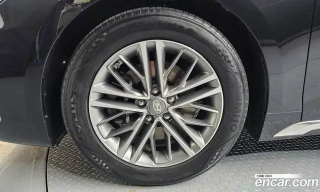 Hyundai Grandeur 2019 2.4 автомат (гидро), миниатюра 5