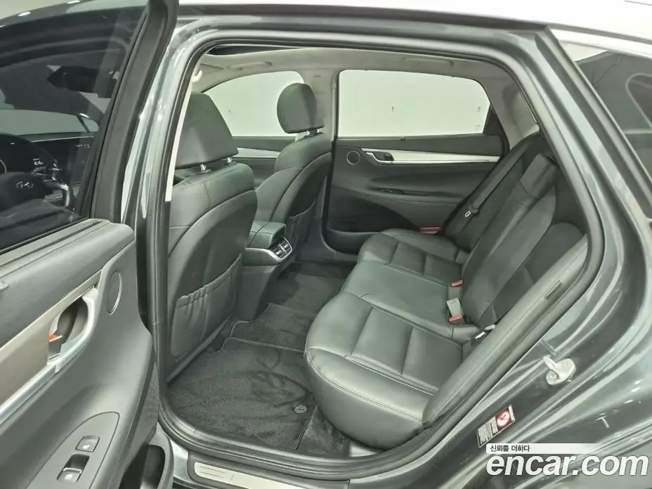 Hyundai Grandeur 2022 2.4 автомат (гидро), фото 12 Hyundai Grandeur 2022 2.4 автомат (гидро), фото 12