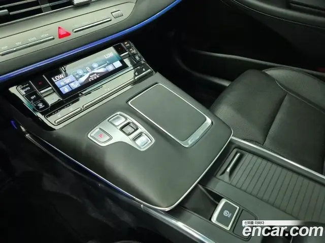 Hyundai Grandeur 2022 2.4 автомат (гидро), миниатюра 8 Hyundai Grandeur 2022 2.4 автомат (гидро), миниатюра 8