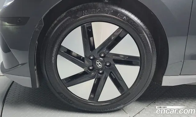 Hyundai Ioniq 6 2024 0.1 автомат (гидро), миниатюра 5