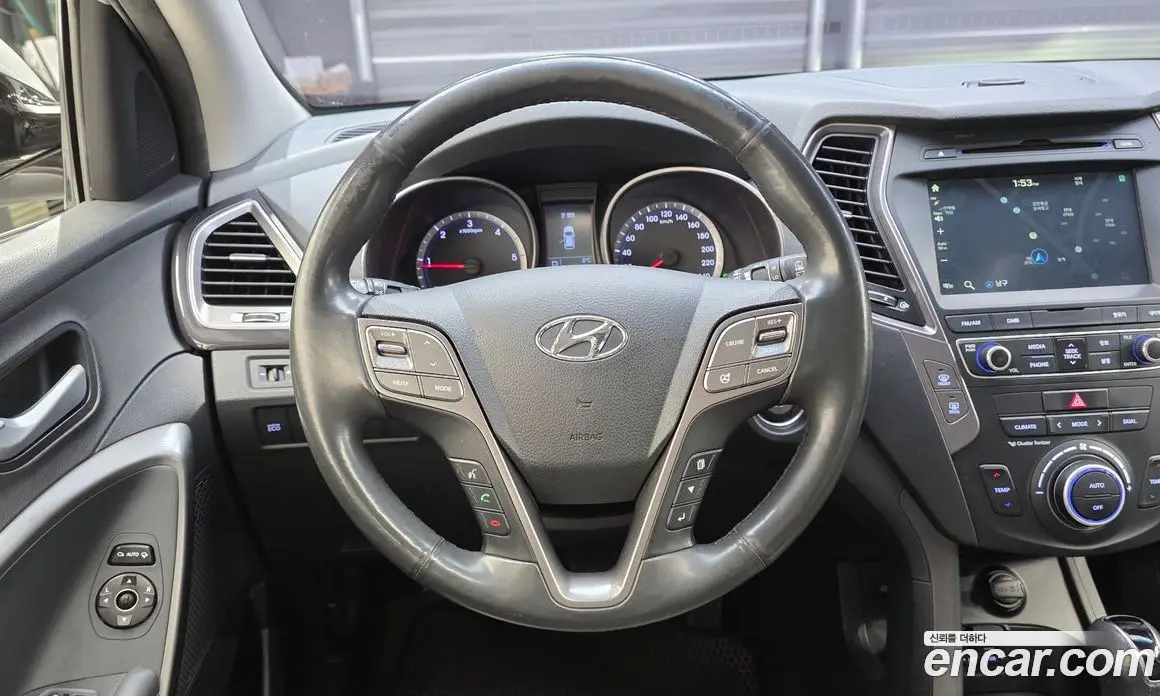 Hyundai Santa Fe 2015 2.0 автомат (гидро), фото 13