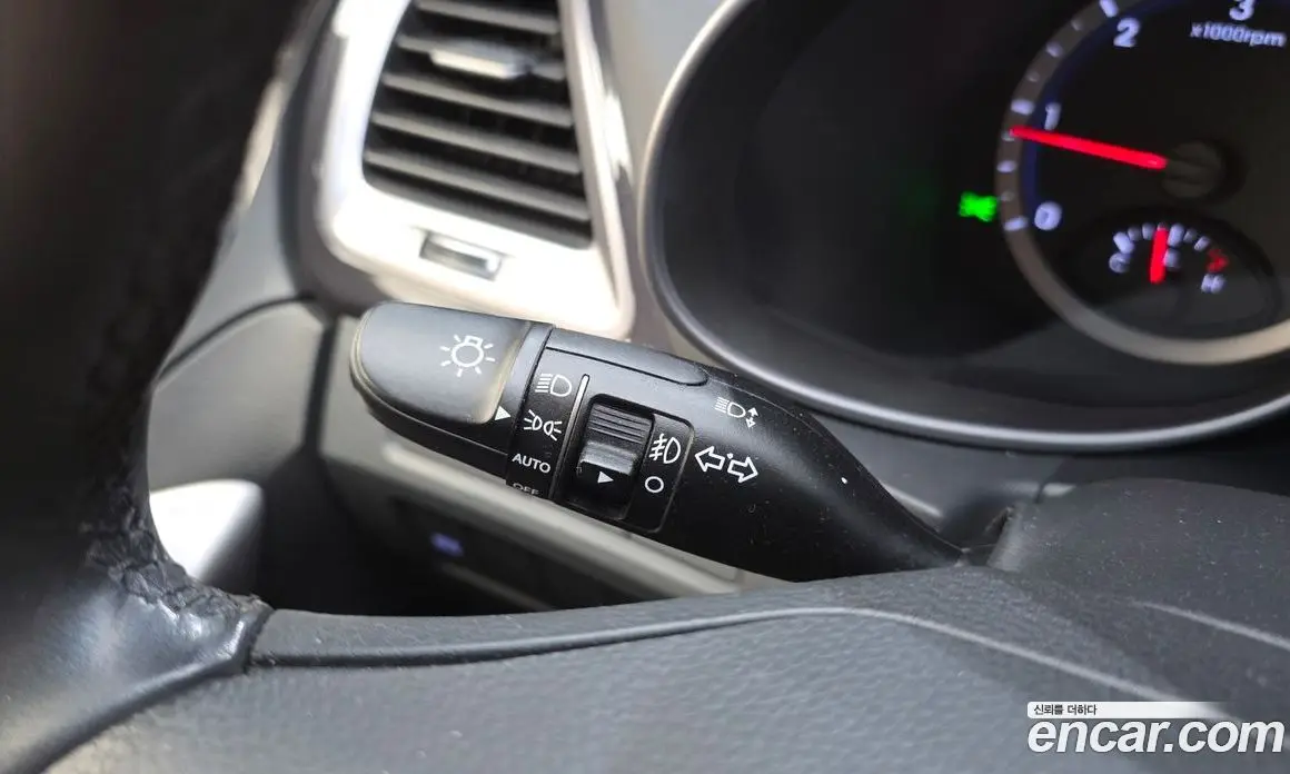 Hyundai Santa Fe 2015 2.0 автомат (гидро), фото 17