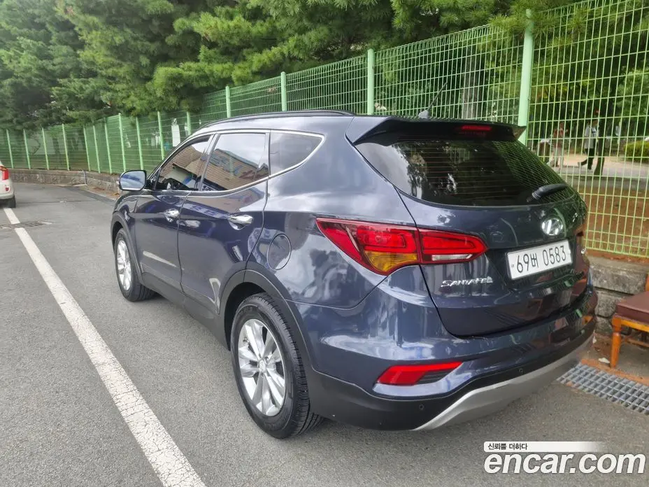 Hyundai Santa Fe 2016 2.0 автомат (гидро), фото 3