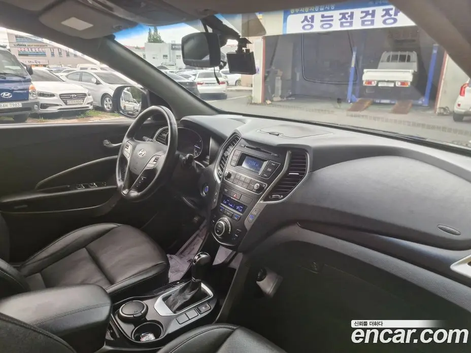 Hyundai Santa Fe 2016 2.0 автомат (гидро), фото 8